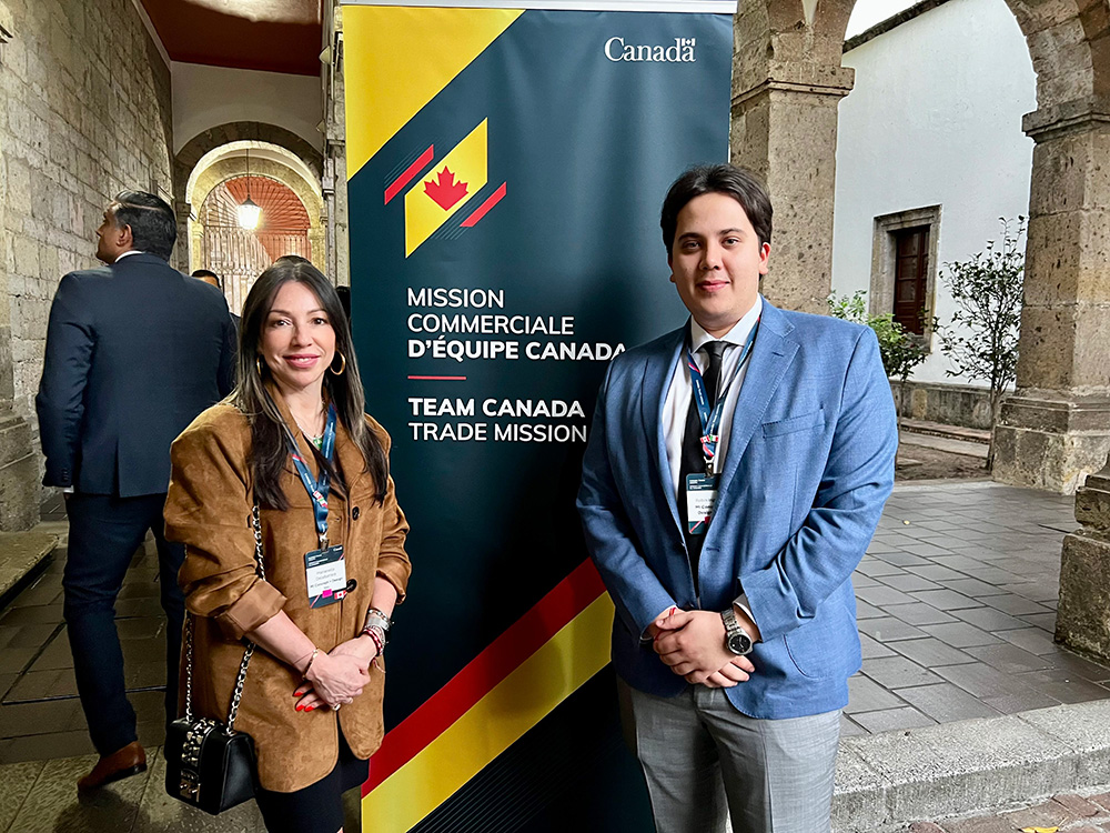 MI Concept + Design's Marianella DelaBarrera (EVP, Marketing & Communications) and Robin Ingram (Head of Business Development) at the Team Canada Trade Mission in Mexico.